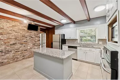 1387 Springdale Road, Gainesville, GA 30501 - Photo 11