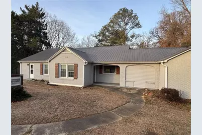 802 N Park St Highway, Carrollton, GA 30117 - Photo 1