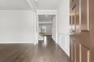 2265 Anne's Lake Cir, Lithonia, GA 30058 - Photo 9