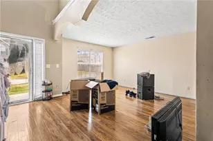 655 Gardinia Dr, McDonough, GA 30253 - Photo 3