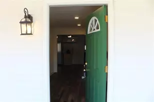 11 Liberty St, Gainesville, GA 30501 - Photo 7