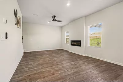 318 W Sandy Creek Drive, Covington, GA 30014 - Photo 5