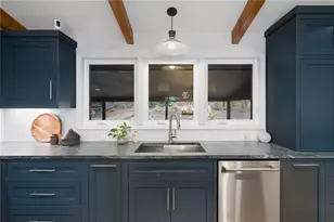 3585 Duberry Ct NE, Brookhaven, GA 30319 - Photo 13