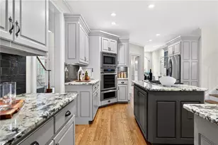 10640 N Edgewater Pl, Johns Creek, GA 30097 - Photo 13