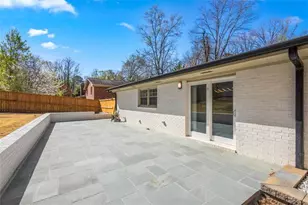 5109 Dogwood Hills Dr, Sugar Hill, GA 30518 - Photo 11