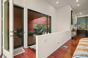 585 Overbrook Dr NW, Atlanta, GA 30318 - Photo 21