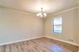 1221 Summit Links Ct, Snellville, GA 30078 - Photo 9