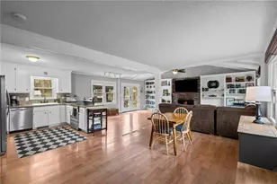 2942 Cynthia Ct, Marietta, GA 30062 - Photo 3