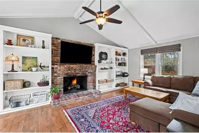 2942 Cynthia Court, Marietta, GA 30062 - Photo 5