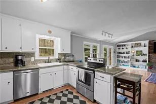 2942 Cynthia Ct, Marietta, GA 30062 - Photo 7