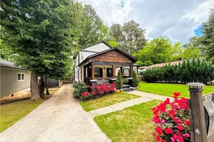 657 S Grand Ave NW, Atlanta, GA 30318 - Photo 1