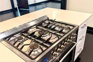 657 S Grand Ave NW, Atlanta, GA 30318 - Photo 13