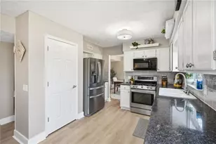 12140 Greenmont Walk, Alpharetta, GA 30009 - Photo 13