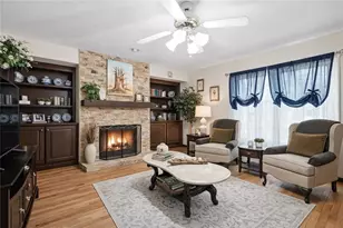 530 Oxford Crest Ct, Lawrenceville, GA 30043 - Photo 3