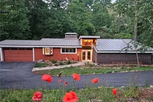 1989 N Ridgeway Rd NE, Atlanta, GA 30345 - Photo 9