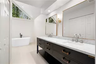 490 Guilford Cir, Marietta, GA 30068 - Photo 31