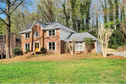 490 Guilford Circle, Marietta, GA 30068 - Photo 3