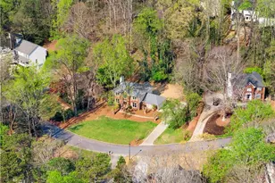 490 Guilford Cir, Marietta, GA 30068 - Photo 49