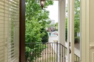 956 Persimmon Point NE, Sandy Springs, GA 30328 - Photo 3