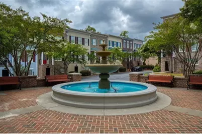 956 Persimmon Point NE, Sandy Springs, GA 30328 - Photo 35