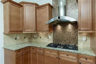 956 Persimmon Point NE, Sandy Springs, GA 30328 - Photo 19