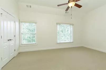 956 Persimmon Point NE, Sandy Springs, GA 30328 - Photo 27