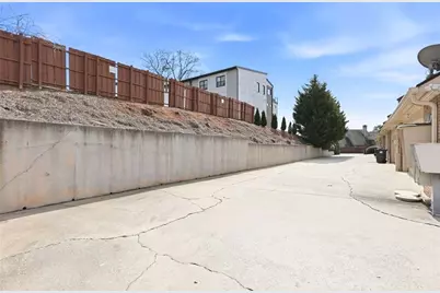 510 Bradford Street NW, Gainesville, GA 30501 - Photo 31