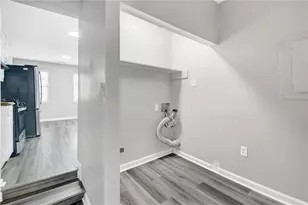 1038 River Bend Ct, Riverdale, GA 30296 - Photo 9