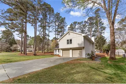 1963 Benthill Drive, Marietta, GA 30062 - Photo 3