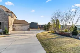 4725 Cardinal Ridge Way, Flowery Branch, GA 30542 - Photo 5