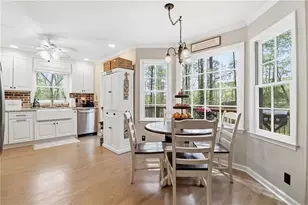 206 Apple Ct, Woodstock, GA 30188 - Photo 3