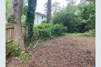 2545 Saint Patrick Street SE, Atlanta, GA 30317 - Photo 7