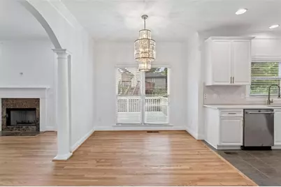 1711 Summit Glen Lane, Atlanta, GA 30329 - Photo 9