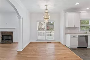 1711 Summit Glen Ln, Atlanta, GA 30329 - Photo 9