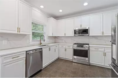 1711 Summit Glen Lane, Atlanta, GA 30329 - Photo 7