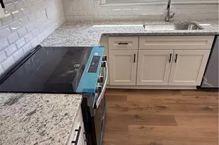 5605 Burke Ln, Gainesville, GA 30506 - Photo 13