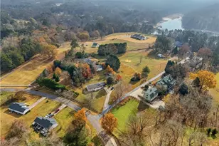 5605 Burke Ln, Gainesville, GA 30506 - Photo 25