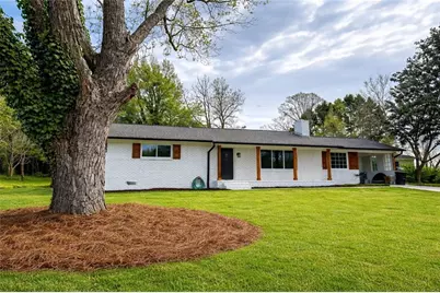 5605 Burke Lane, Gainesville, GA 30506 - Photo 3