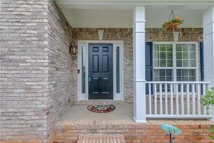 262 Sandhurst Ct, Suwanee, GA 30024 - Photo 3