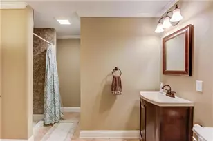 262 Sandhurst Ct, Suwanee, GA 30024 - Photo 35