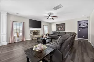 136 Delwood Dr, McDonough, GA 30252 - Photo 9