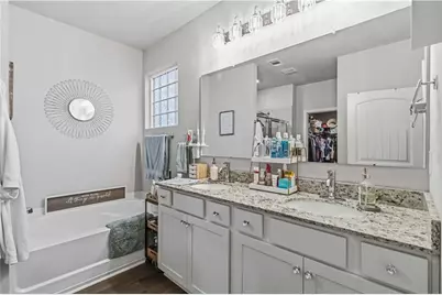 6919 Woodtrail Run, Flowery Branch, GA 30542 - Photo 15