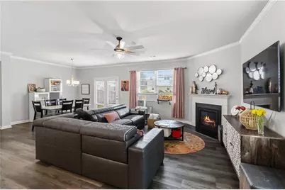 6919 Woodtrail Run, Flowery Branch, GA 30542 - Photo 5