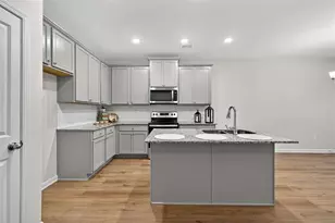 228 Buckingham Ln, Hoschton, GA 30548 - Photo 9