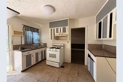 2519 Sylvan Road, East Point, GA 30344 - Photo 11