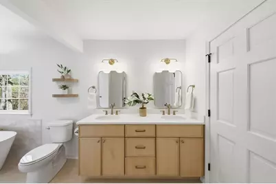 564 Deer Run SW, Lilburn, GA 30047 - Photo 19