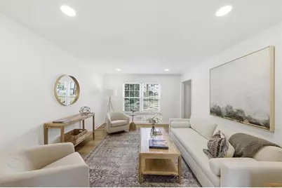 564 Deer Run SW, Lilburn, GA 30047 - Photo 5