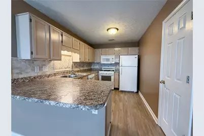 2711 Highland Ridge NW, Kennesaw, GA 30152 - Photo 5