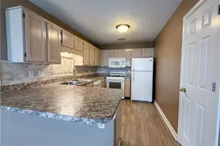 2711 Highland Ridge NW, Kennesaw, GA 30152 - Photo 5