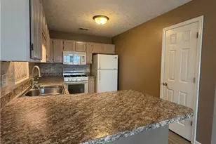 2711 Highland Ridge NW, Kennesaw, GA 30152 - Photo 15